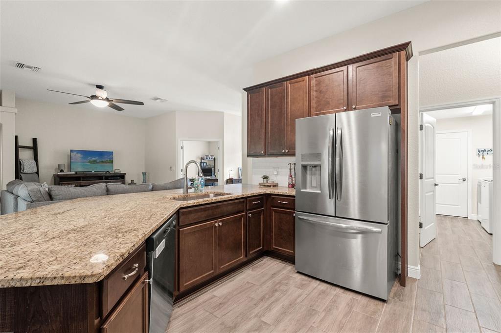 12141 Marvelwood Road Weeki Wachee, FL 34614 - Photo 13 of 46