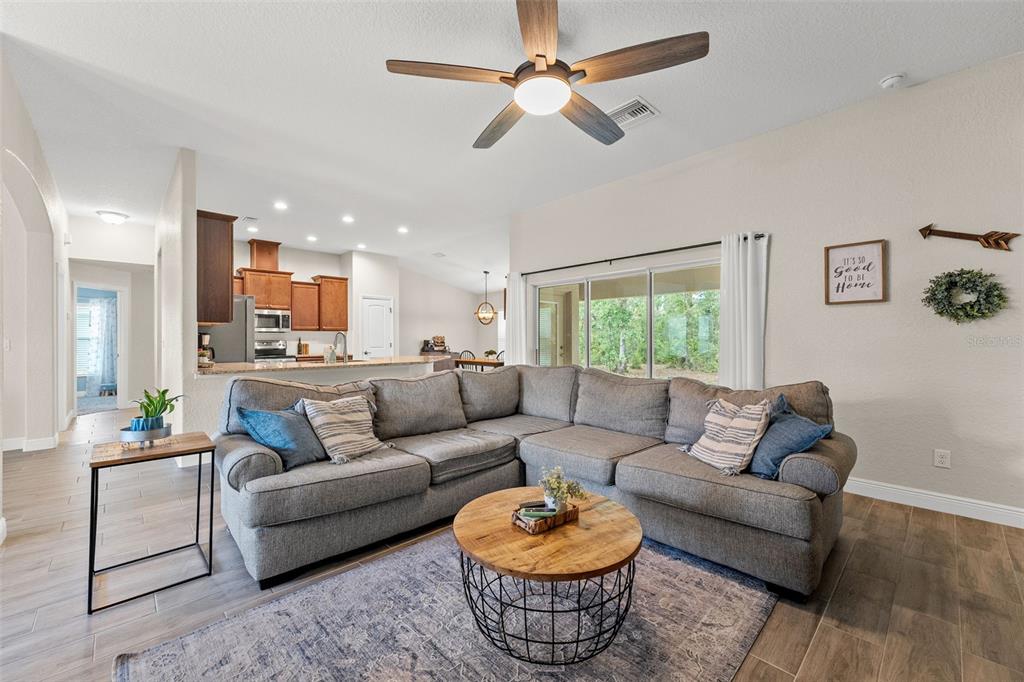 12141 Marvelwood Road Weeki Wachee, FL 34614 - Photo 9 of 46