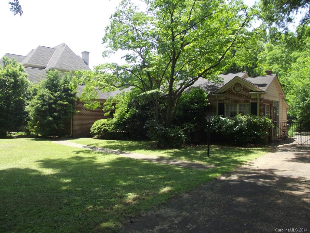 2346 Overhill Road Charlotte, NC 28211 - Photo 13 of 14