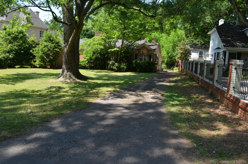 2346 Overhill Road Charlotte, NC 28211 - Photo 4 of 14