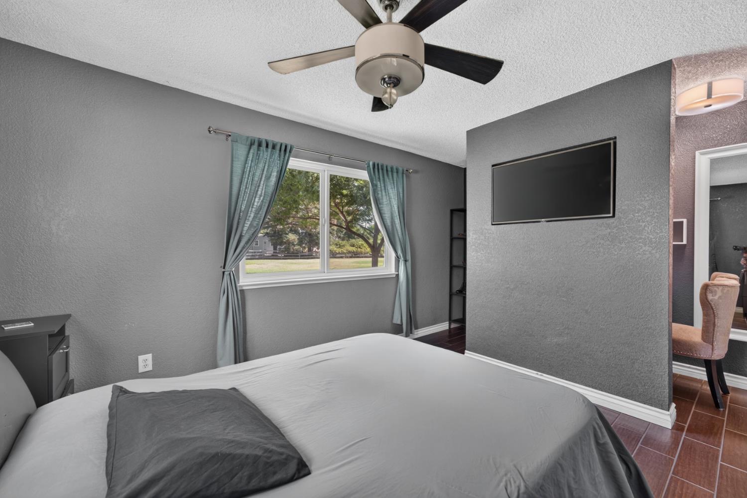 8986 Mooney Road Elk Grove, CA 95624 - Photo 31 of 92 Gallery Image 31