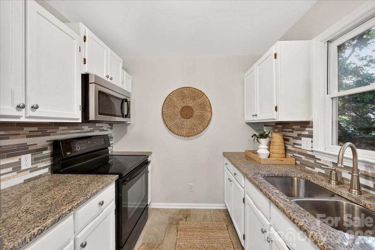 430 Queens Road, Unit 122 Charlotte, NC 28207 - Photo 4 of 21 Gallery Image 4