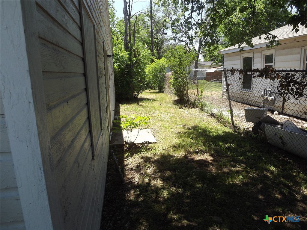 1714 Duncan Avenue Killeen, TX 76541 - Photo 17 of 24 a view of backyard of the house