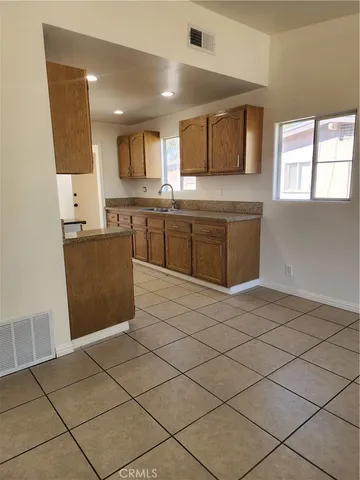 $429,900 | 38850 Carolside Avenue, Palmdale, CA 93550