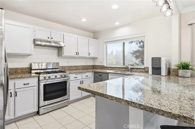 $695,000 | 25507 Bayside Place, Harbor City, CA 90710