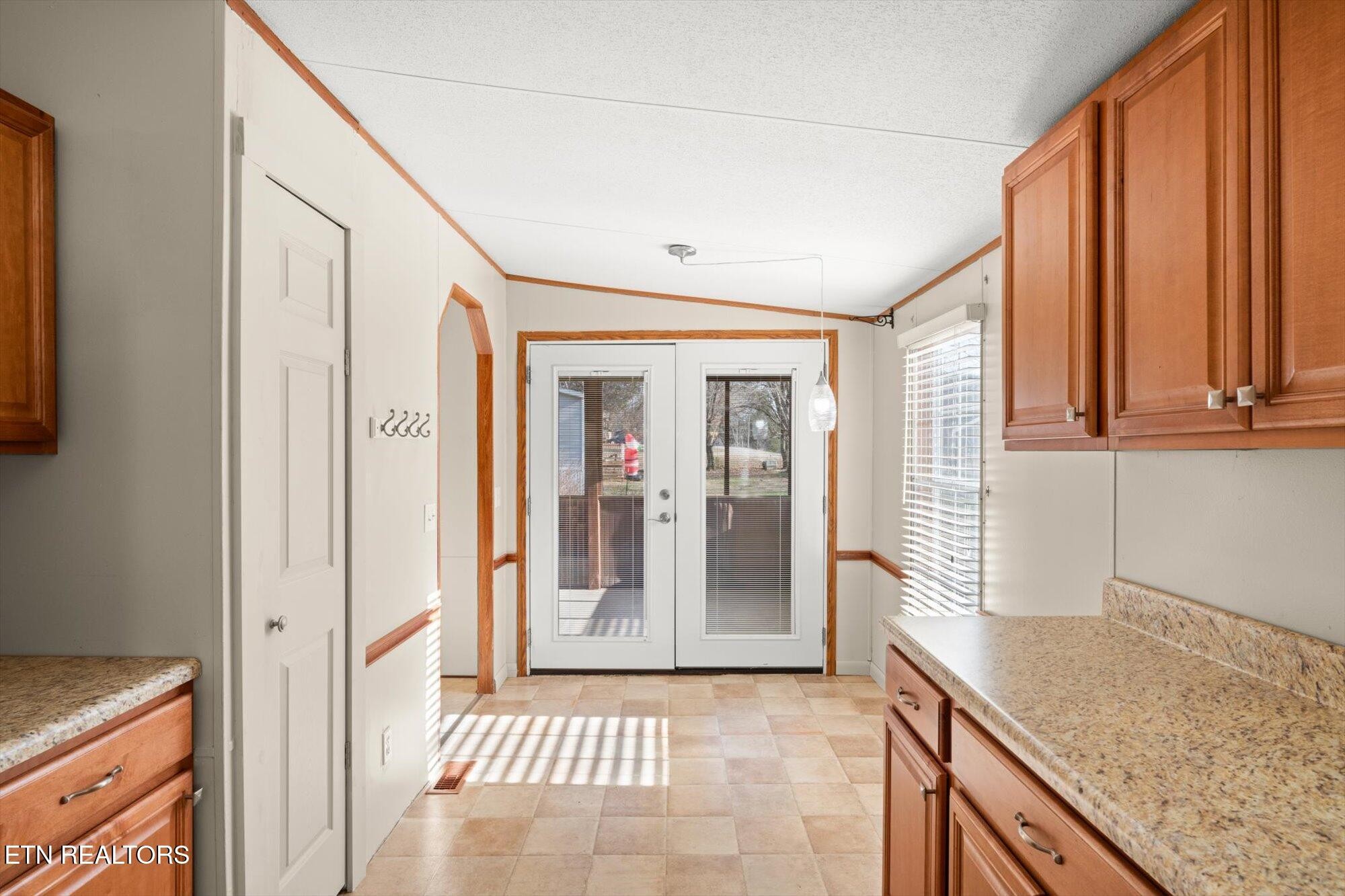593 Old Slag Road Vonore, TN 37885 - Photo 12 of 26 Gallery Image 12