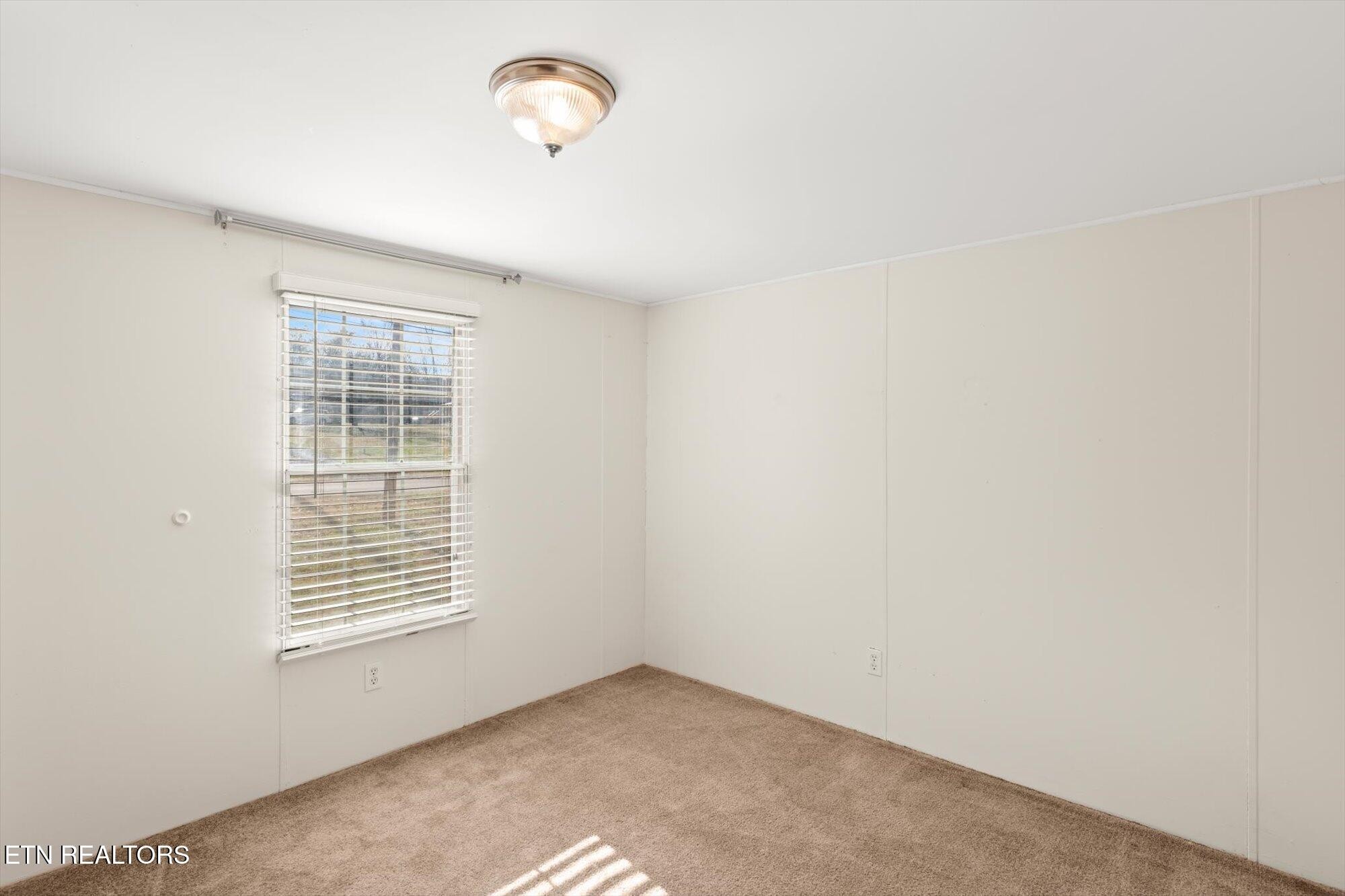 593 Old Slag Road Vonore, TN 37885 - Photo 19 of 26 Gallery Image 19