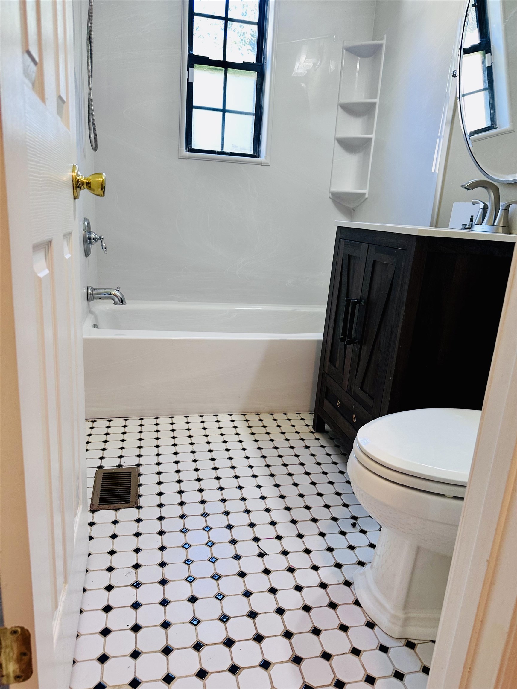 204 Dogwood Avenue East Havana, FL 32333 - Photo 6 of 23