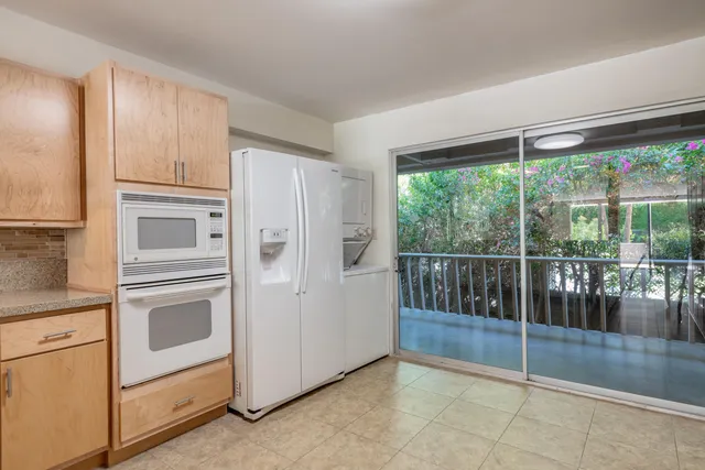 $650,000 | 197 West Vía Lola, Unit 7, Palm Springs, CA 92262