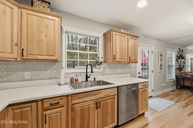 $445,000 | 7819 Elkton Lane, Powell, TN 37849