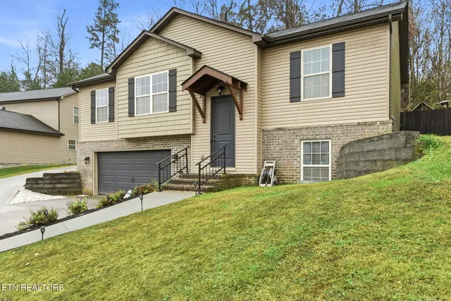 $445,000 | 7819 Elkton Lane, Powell, TN 37849