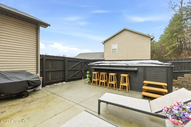 $445,000 | 7819 Elkton Lane, Powell, TN 37849