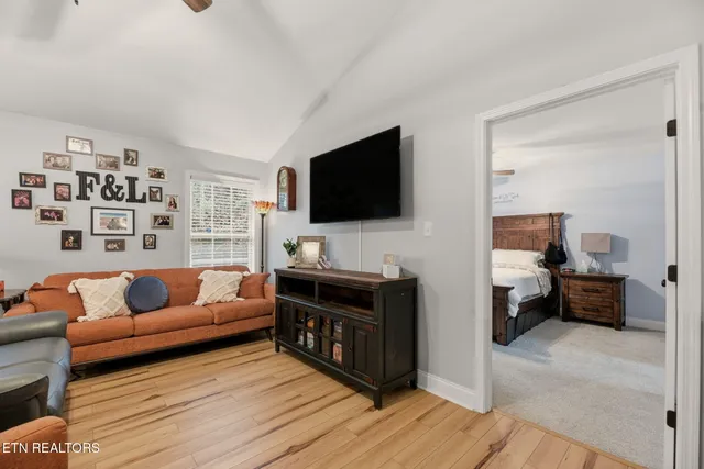 $445,000 | 7819 Elkton Lane, Powell, TN 37849