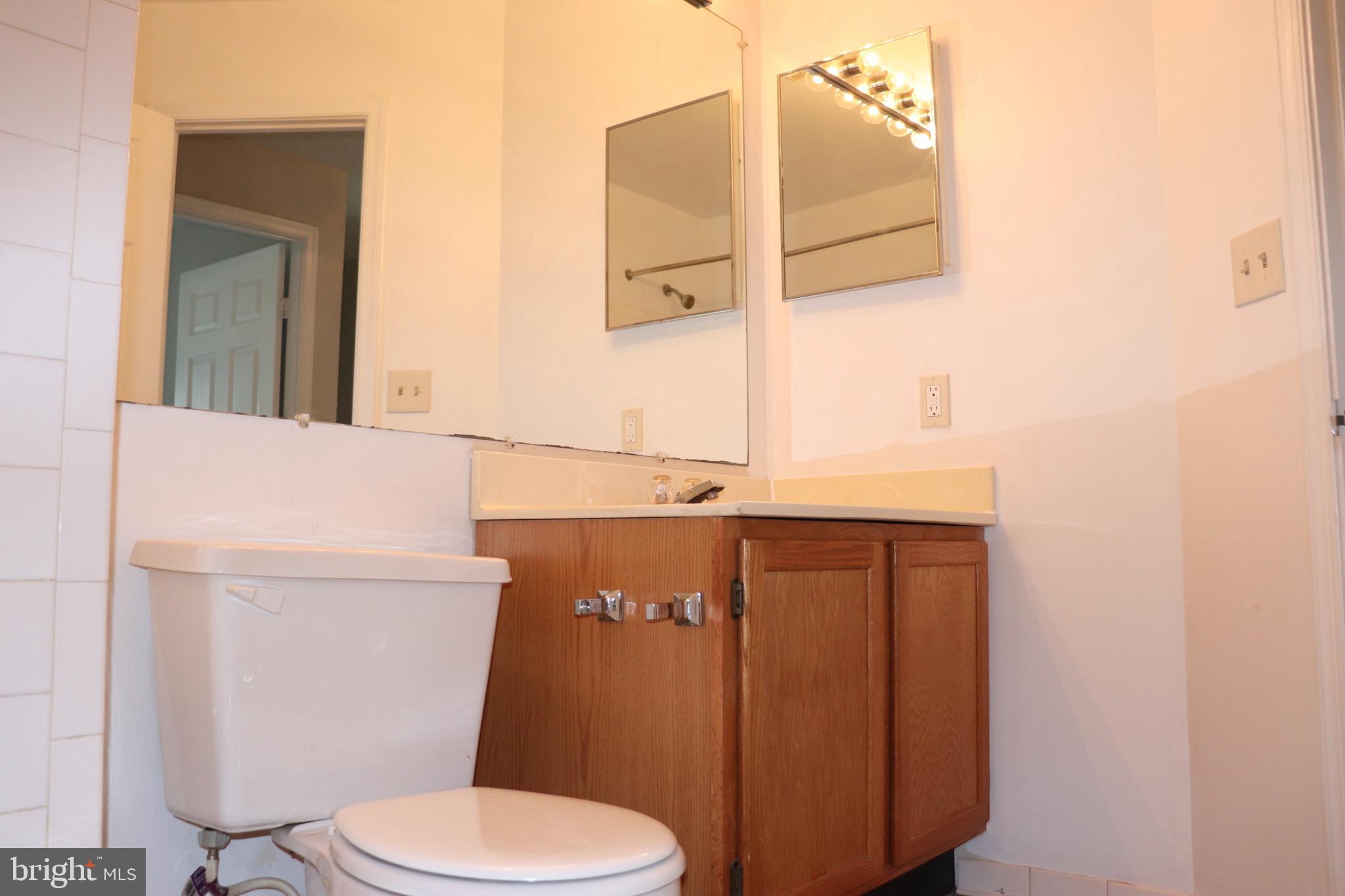 9324 Player Drive, Unit 124 Laurel, MD 20708 - Photo 22 of 34 Hall Bath