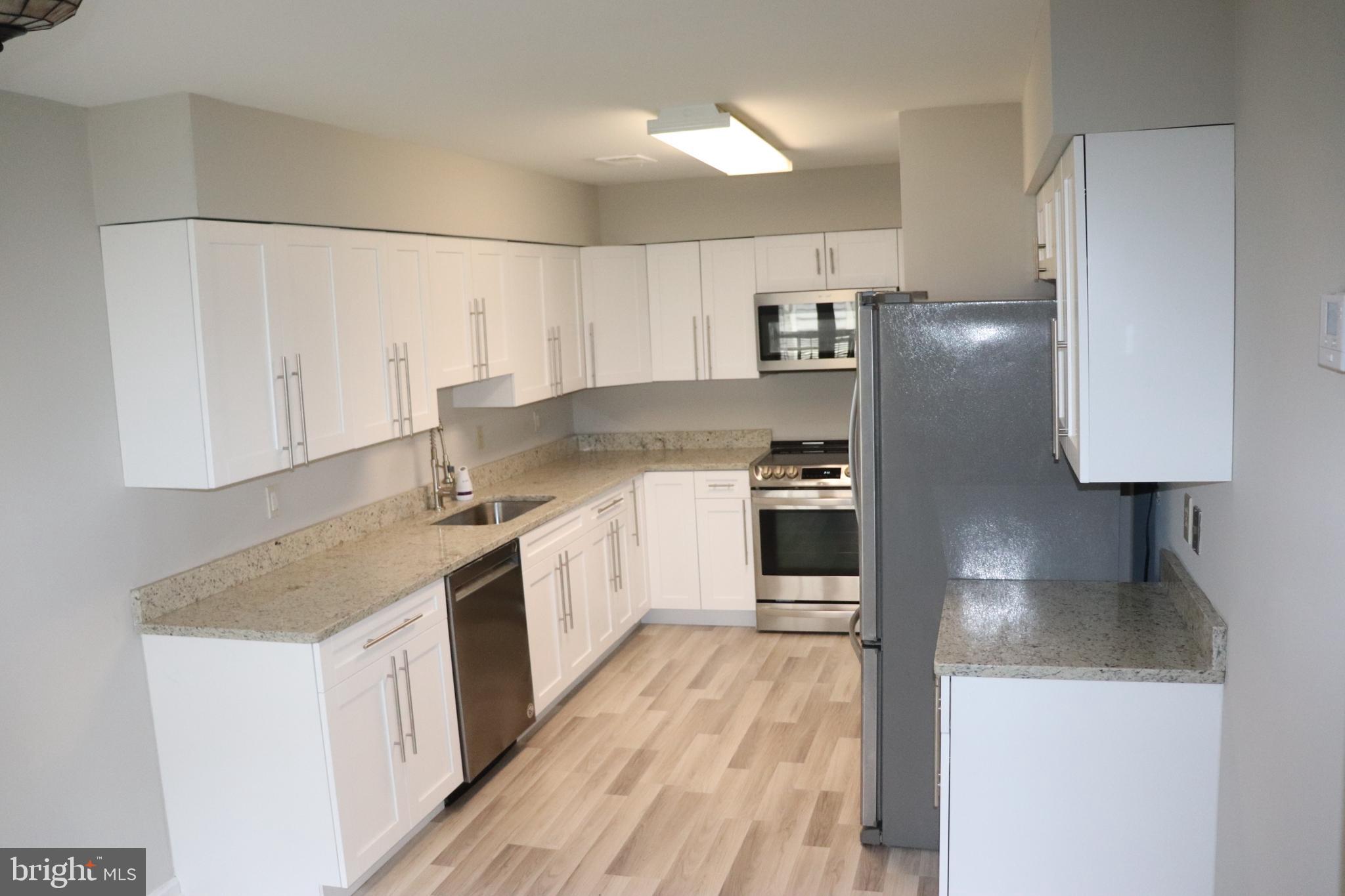 9324 Player Drive, Unit 124 Laurel, MD 20708 - Photo 8 of 34 Updated Kitchen