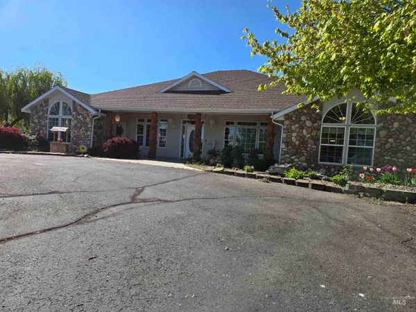 $625,000 | 2080 Shelley Drive, Payette, ID 83661