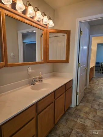 $625,000 | 2080 Shelley Drive, Payette, ID 83661