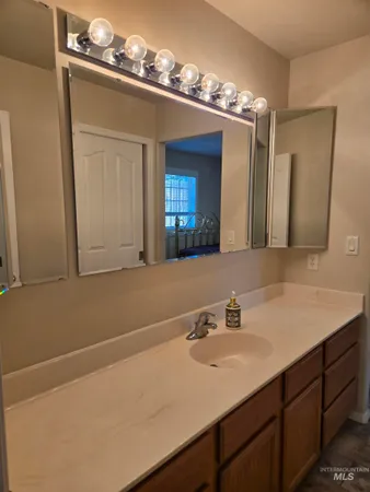 $625,000 | 2080 Shelley Drive, Payette, ID 83661