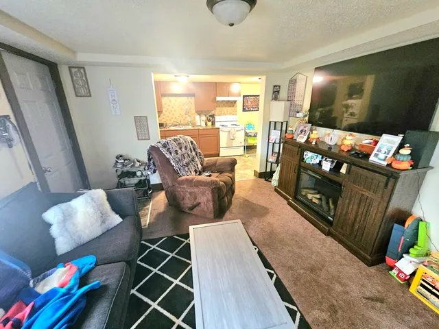 $270,000 | 505 East Chicago Road, White Pigeon, MI 49099