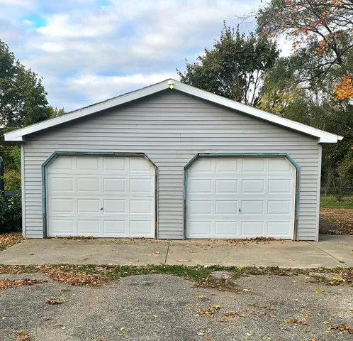 $270,000 | 505 East Chicago Road, White Pigeon, MI 49099