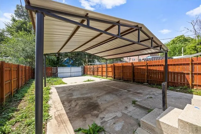 $165,000 | 124 North Topping Avenue, Kansas City, MO 64123