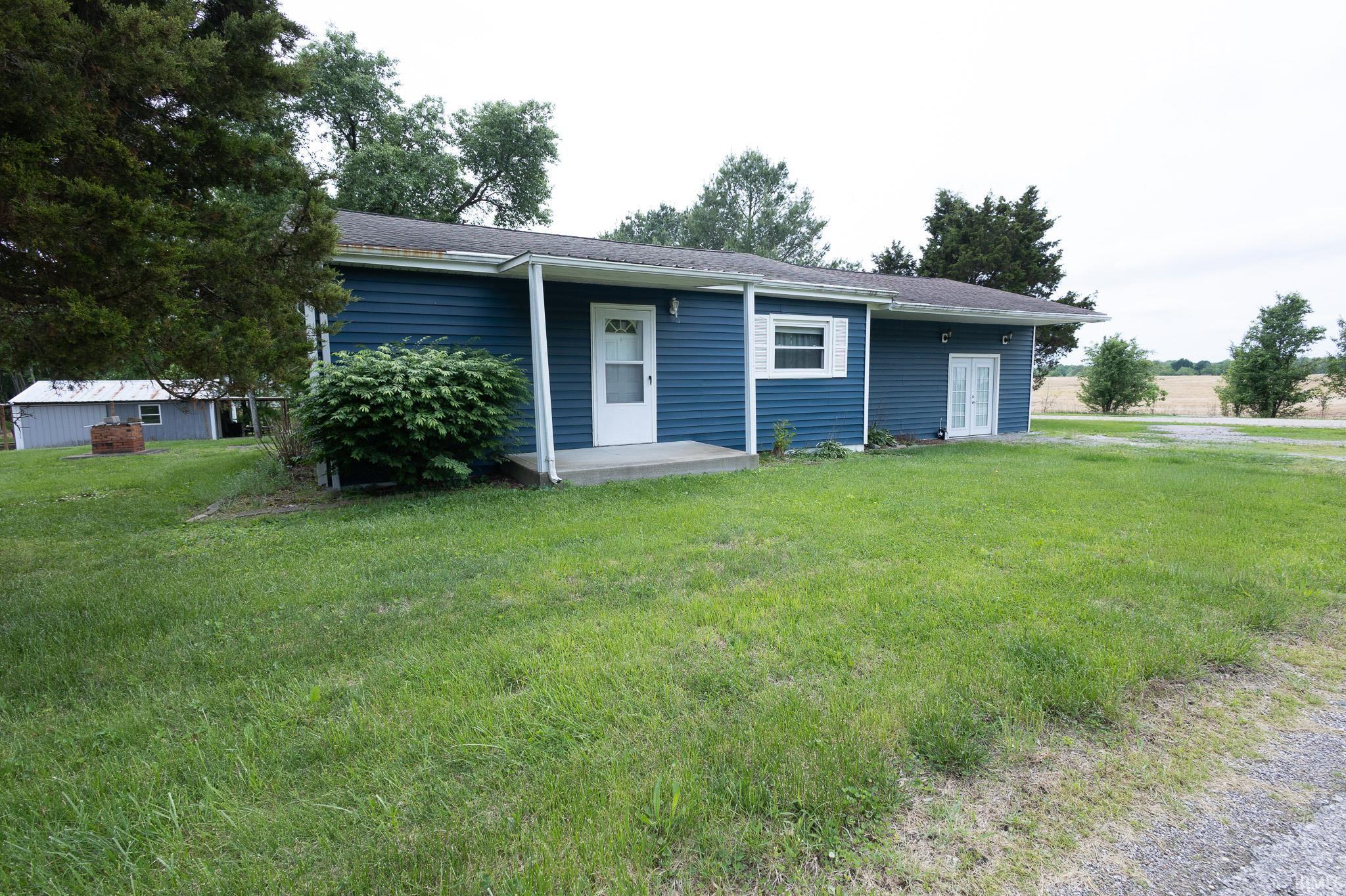 891 Clutter Road Lynnville, IN 47619 - Photo 2 of 34