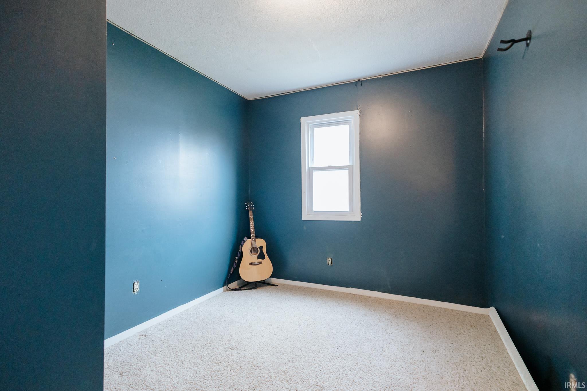 891 Clutter Road Lynnville, IN 47619 - Photo 4 of 33