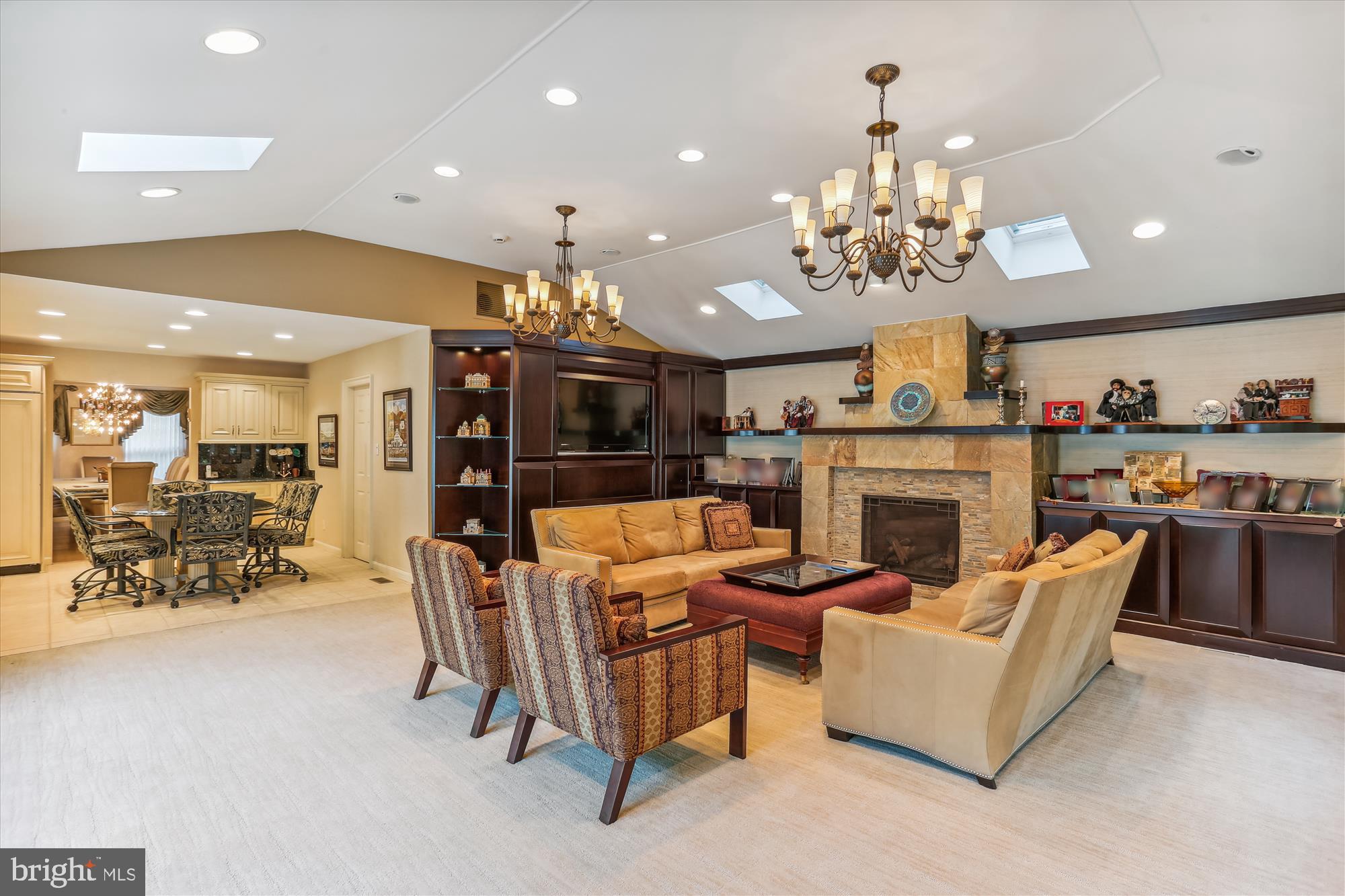 11712 Kemp Mill Road Silver Spring, MD 20902 - Photo 17 of 45 Family Room