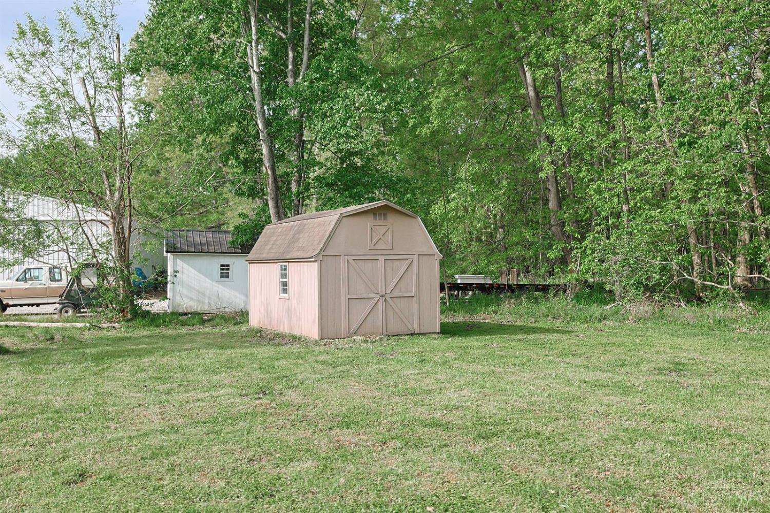 2433 Swings Corner Point Isabel Road Bethel, OH 45106 - Photo 33 of 38