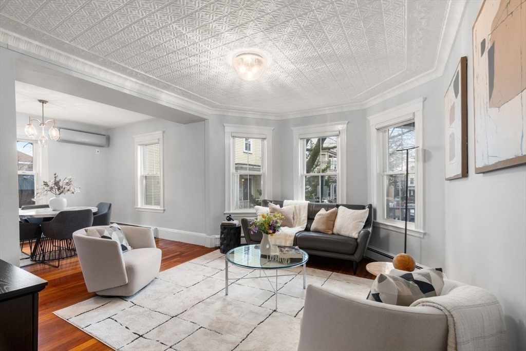 12 Fainwood Circle, Unit 1 Cambridge, MA 02139 - Photo 4 of 26