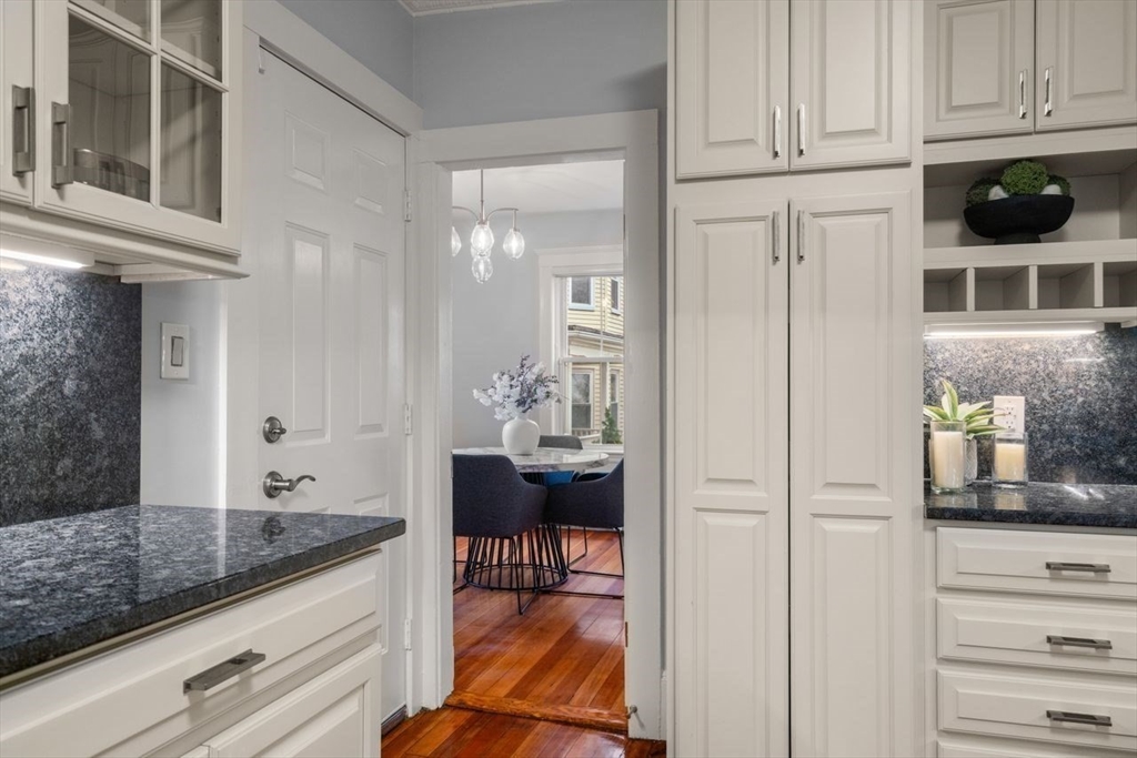 12 Fainwood Circle, Unit 1 Cambridge, MA 02139 - Photo 9 of 26