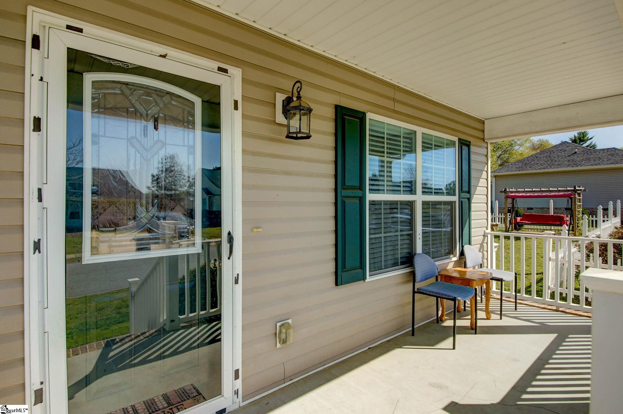 620 Ruddy Creek Circle Greer, SC 29651 - Photo 3 of 28 Gallery Image 3