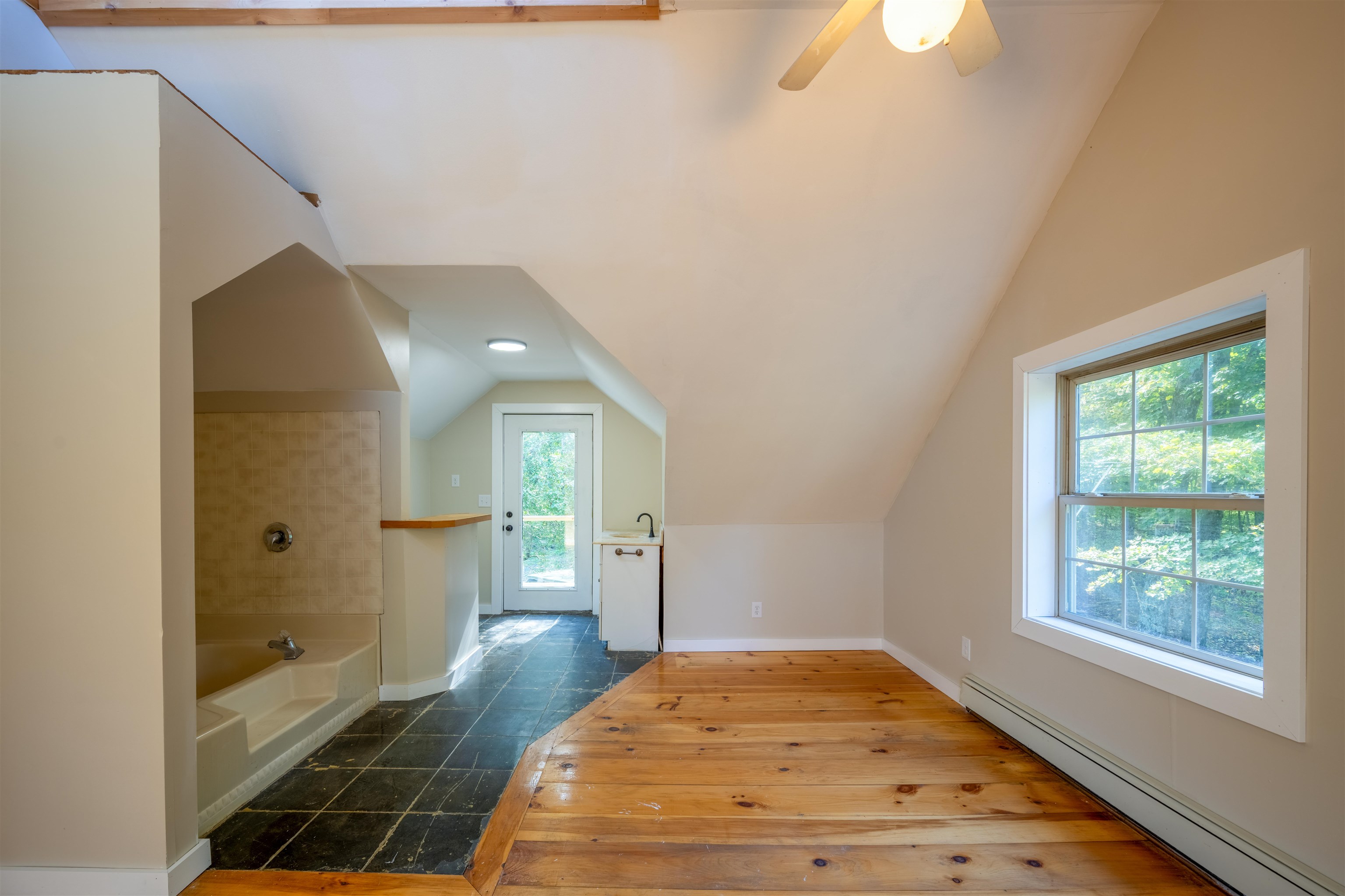 1890 Leland Road Salisbury, VT 05769 - Photo 16 of 40 Gallery Image 16