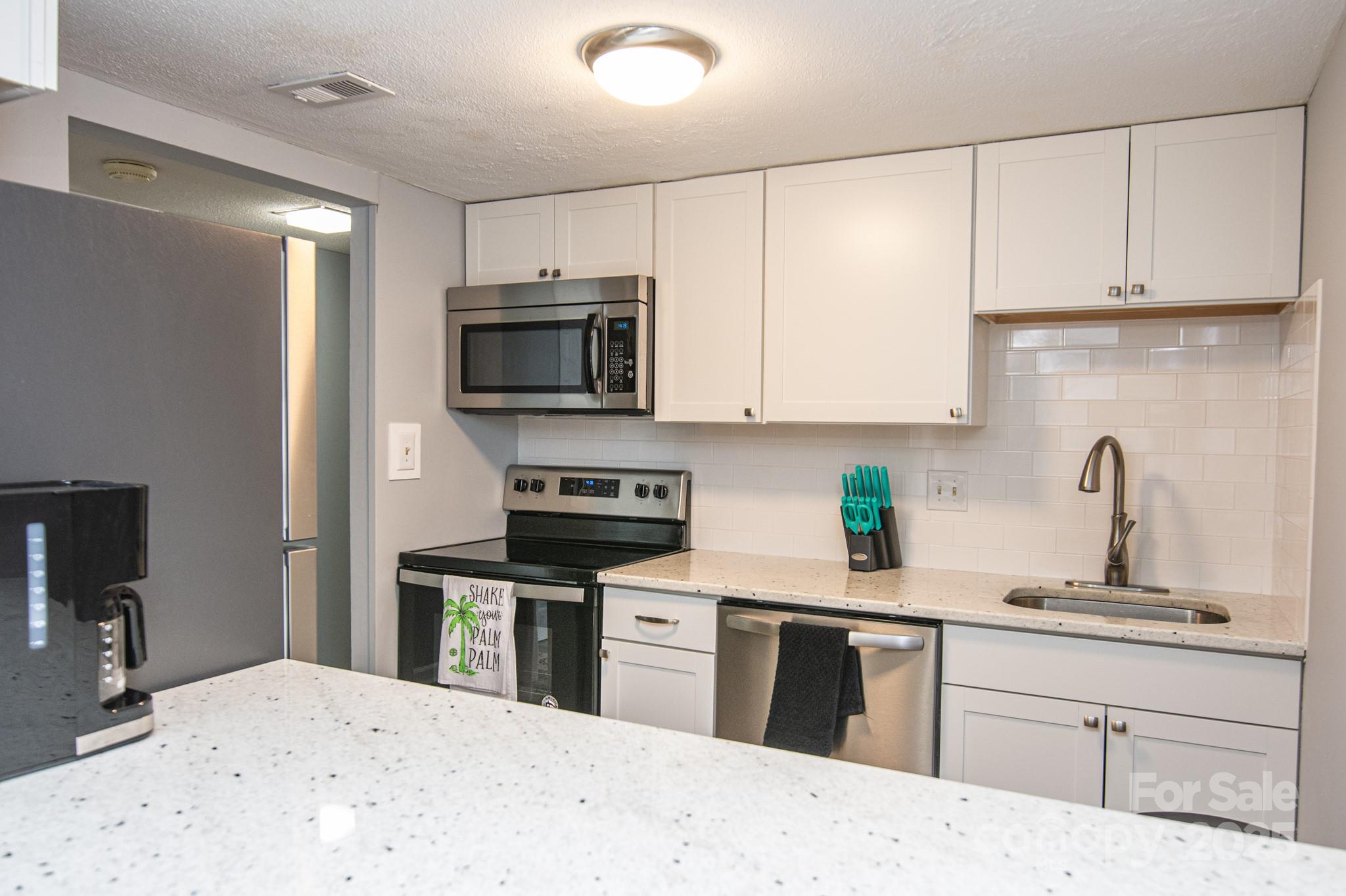 601 Mitchell Drive, Unit 407 Myrtle Beach, SC 29577 - Photo 10 of 24