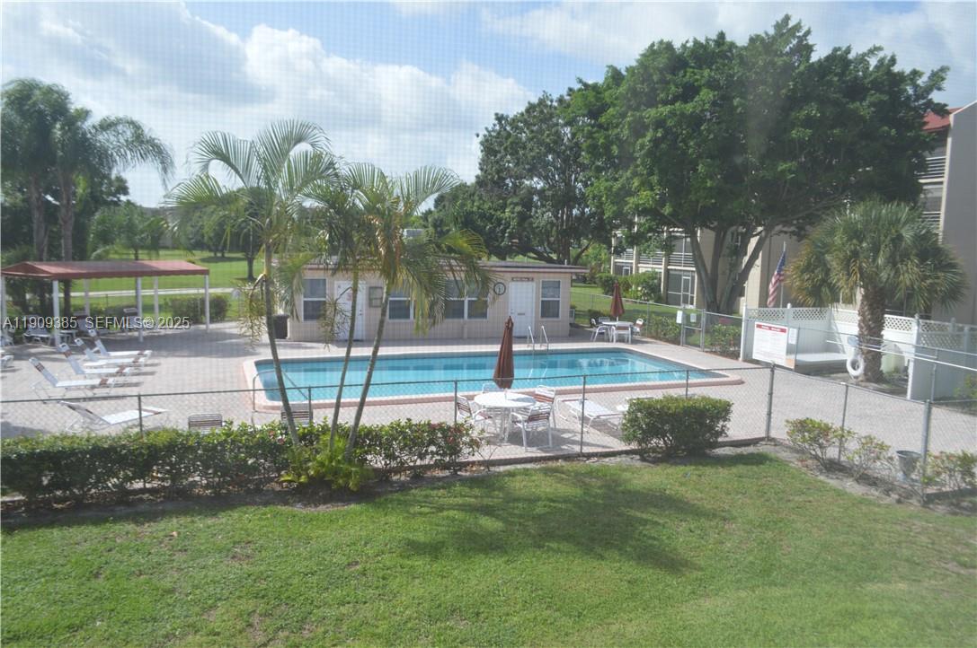 9441 Evergreen Place, Unit 206 Davie, FL 33324 - Photo 11 of 11 a view of a park