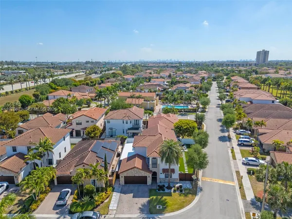 $1,140,000 | 1005 Northwest 100th Avenue, Miami, FL 33172