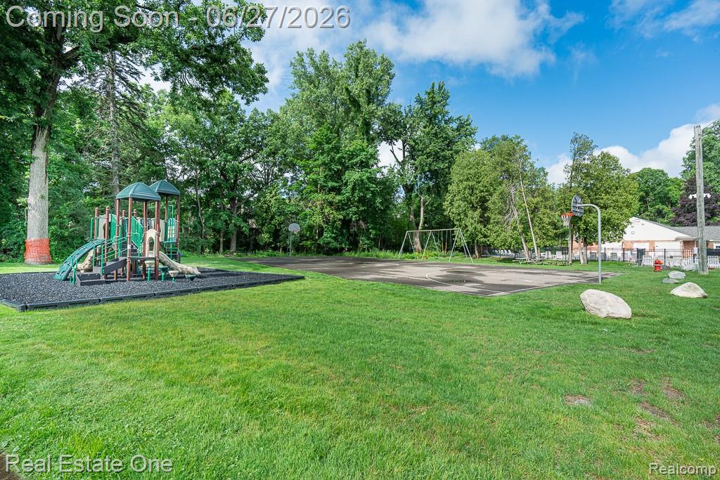 1222 Kings Cove Court, Unit 244 Rochester, MI 48306 - Photo 34 of 44 NEW Children's Play Structure & Basket Ball area