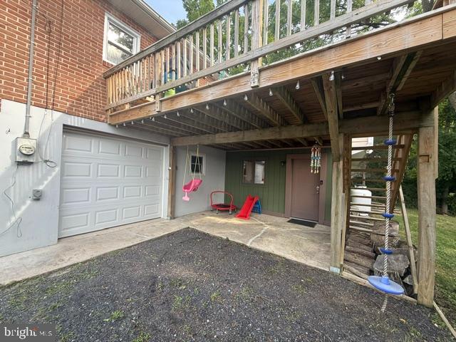1024 Crestview Avenue Reading, PA 19607 - Photo 31 of 38 Rear Garage
