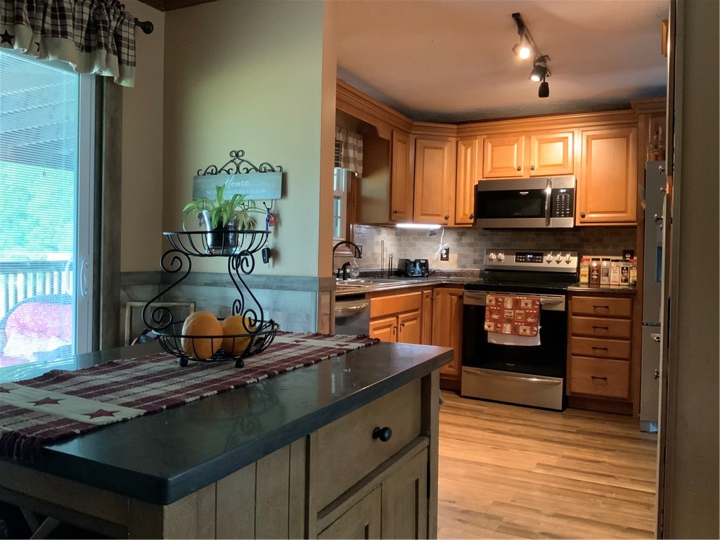 250 Town Farm Road Burrillville, RI 02859 - Photo 11 of 31 Gallery Image 11