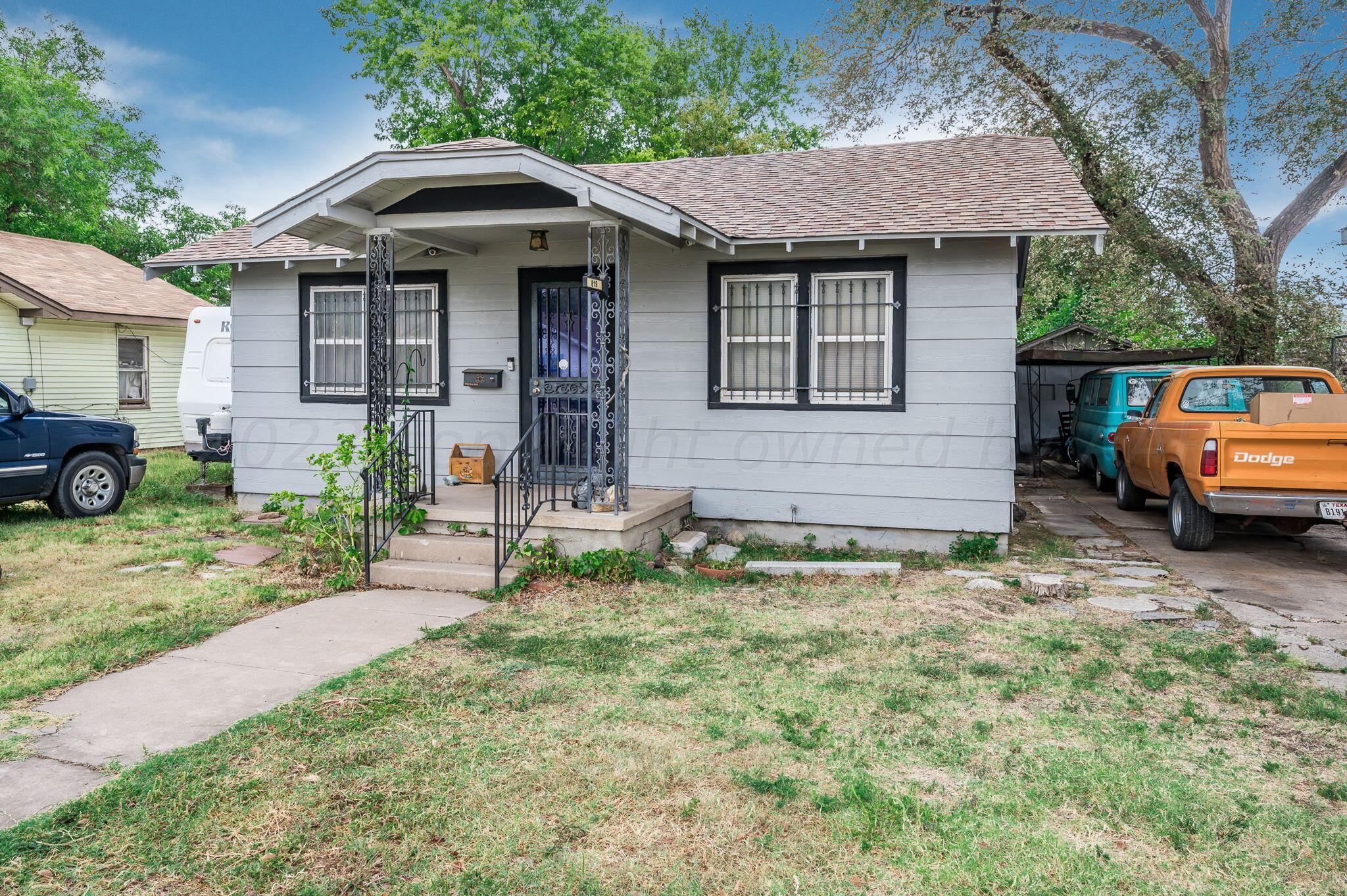 819 South Maryland St  