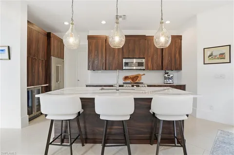 $2,495,000 | 1008 7th Street South, Unit B1, Naples, FL 34102