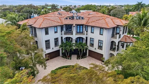 $2,495,000 | 1008 7th Street South, Unit B1, Naples, FL 34102