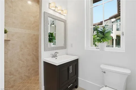 $2,495,000 | 1008 7th Street South, Unit B1, Naples, FL 34102