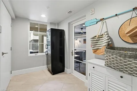 $2,495,000 | 1008 7th Street South, Unit B1, Naples, FL 34102