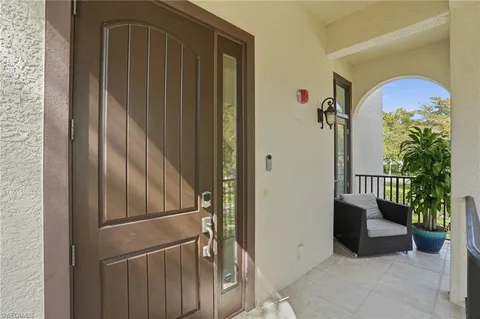 $2,495,000 | 1008 7th Street South, Unit B1, Naples, FL 34102