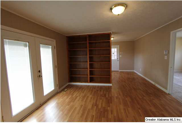 1304 Montevallo Road Weaver, AL 36277 - Photo 12 of 32
