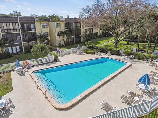 $135,000 | 14130 Rosemary Lane, Unit 6107, Largo, FL 33774