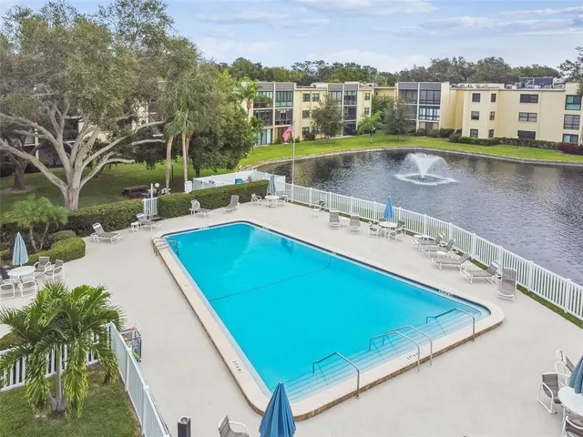 $135,000 | 14130 Rosemary Lane, Unit 6107, Largo, FL 33774