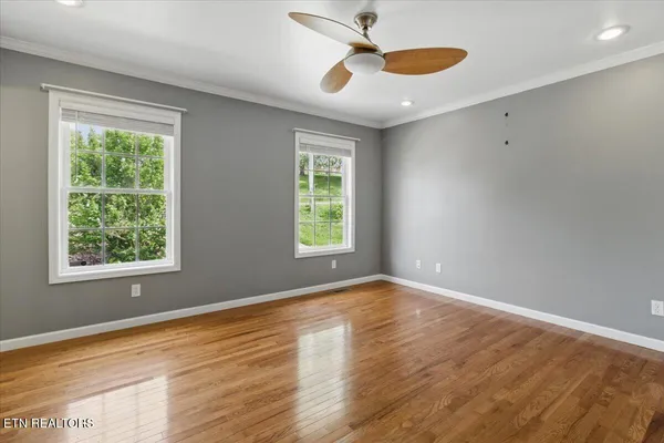 $334,900 | 262 Cresent Street, Harrogate, TN 37752