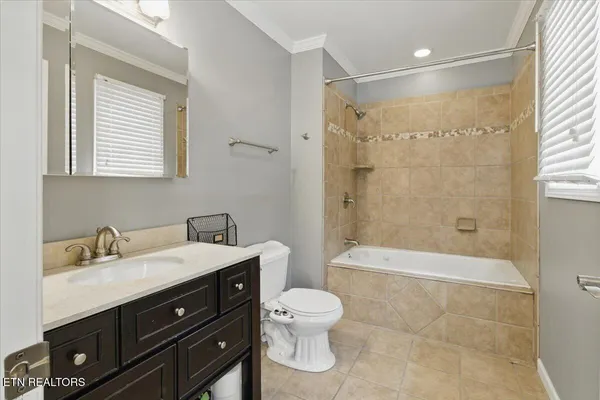 $334,900 | 262 Cresent Street, Harrogate, TN 37752